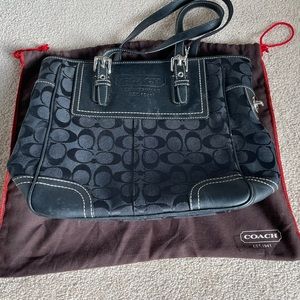 🌷 Coach Shoulder Bag 🌷